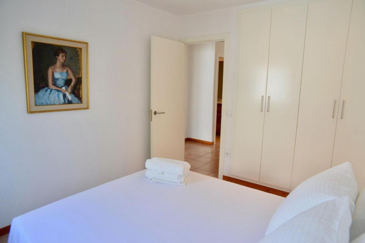 Beachfront Duplex With Terrace And Sea Views - Cadaques Luaran gambar