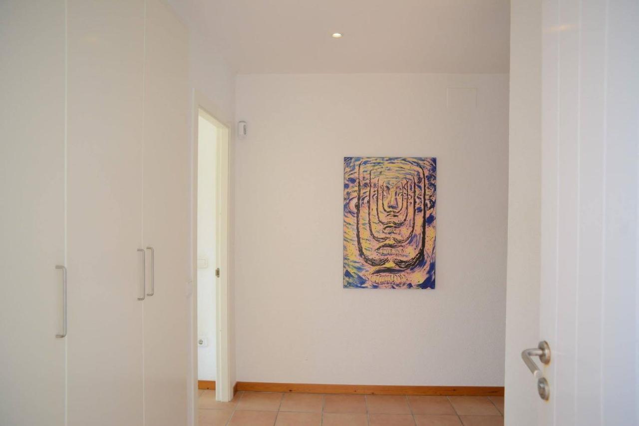 Beachfront Duplex With Terrace And Sea Views - Cadaques Luaran gambar