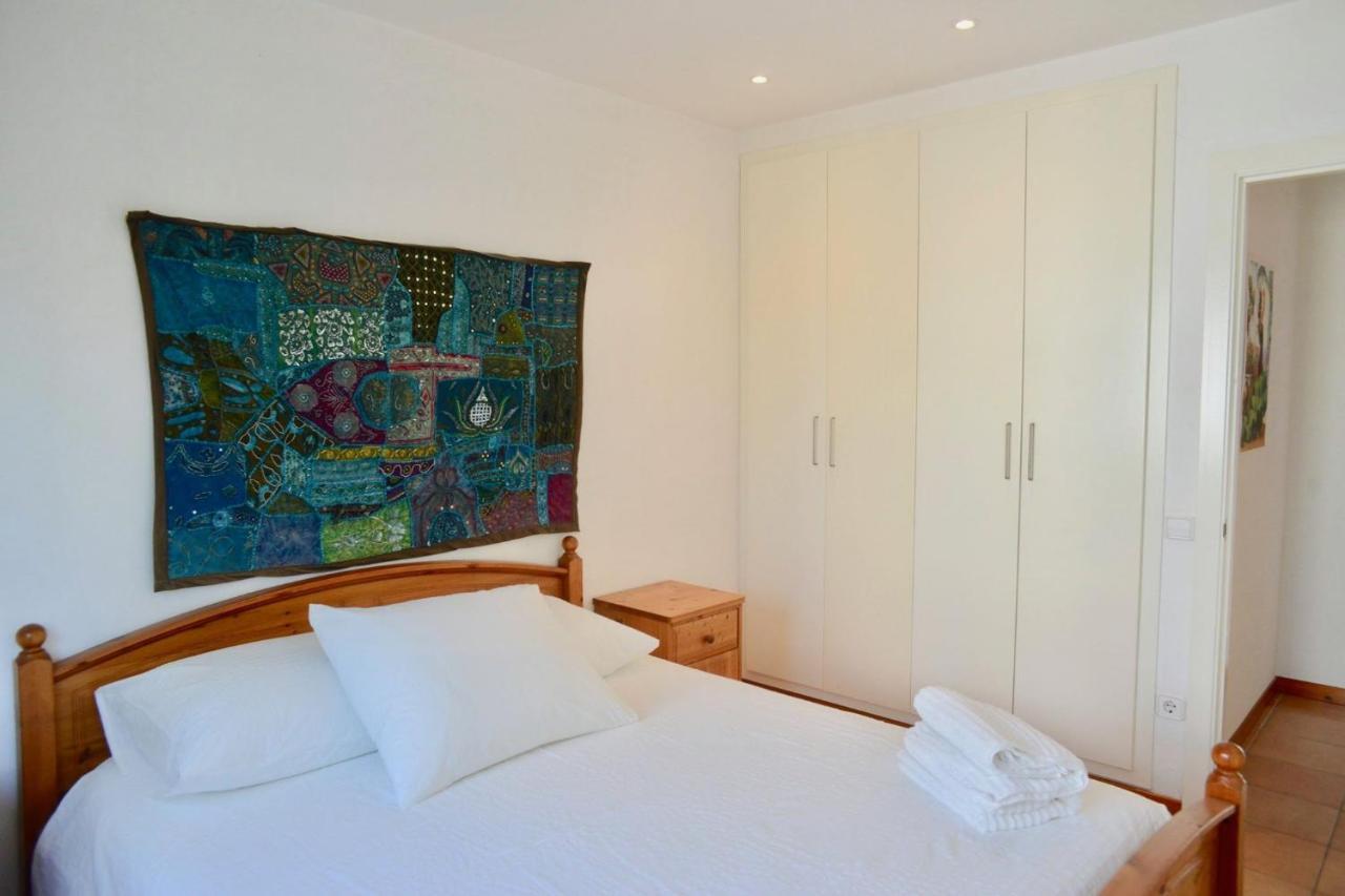 Beachfront Duplex With Terrace And Sea Views - Cadaques Luaran gambar